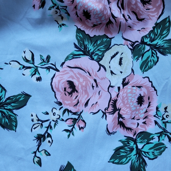 Deadly Dames Floral Dress, BNWT, Size XS - Picture 6 of 7